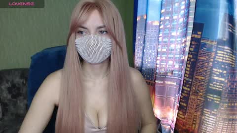 Snapshot of sophieblackwood chatting on March 30, 2026, 8:48 am Sophie online show from March 30, 2026, 8:48 am