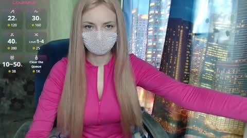 Snapshot of sophieblackwood chatting on April 26, 2026, 8:23 am Sophie online show from April 26, 2026, 8:23 am