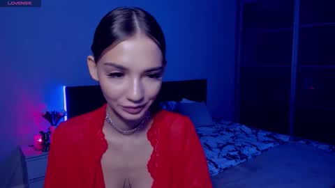 Snapshot of sophiecherrie chatting on October 11, 2025, 2:55 am Sophie online show from October 11, 2025, 2:55 am