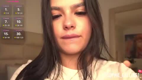 Snapshot of sophiecollins_1 chatting on July 25, 2026, 11:41 am Sophie online show from July 25, 2026, 11:41 am