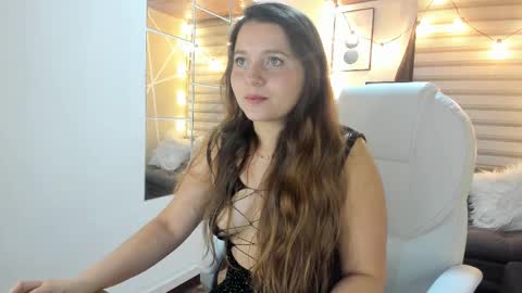 Sophie  online show from September 26, 2025, 1:26 pm