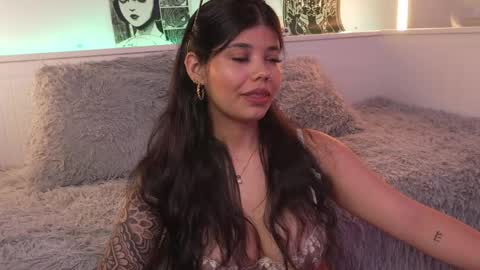 Sophiee  online show from April 29, 2026, 9:21 pm