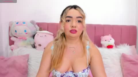 Snapshot of sophiee_rosee chatting on June 10, 2026, 5:12 pm sophiee rosee online show from June 10, 2026, 5:12 pm