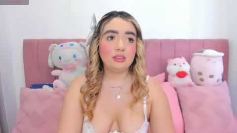 sophiee rosee online show from July 21, 2026, 5:26 pm