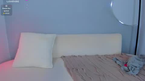 Snapshot of sophiee_s chatting on June 4, 2026, 12:16 am Sophie online show from June 4, 2026, 12:16 am