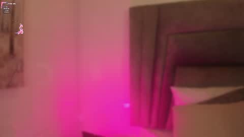 Snapshot of sophiee_smith chatting on July 2, 2026, 10:54 am Sophie online show from July 2, 2026, 10:54 am