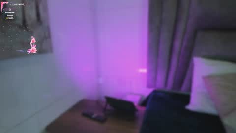 Snapshot of sophiee_smith chatting on July 14, 2026, 11:27 am Sophie online show from July 14, 2026, 11:27 am