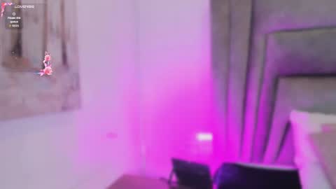 Snapshot of sophiee_smith chatting on July 25, 2026, 11:08 am Sophie online show from July 25, 2026, 11:08 am