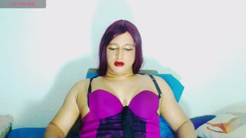 sophiehillsxo online show from May 16, 2026, 10:36 am