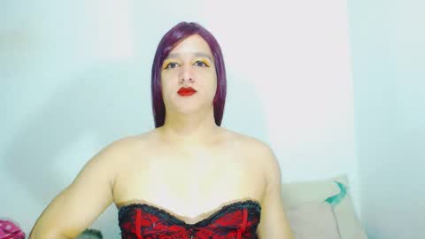 sophiehillsxo online show from May 18, 2026, 5:46 am