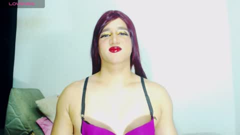 sophiehillsxo online show from June 13, 2026, 5:16 am