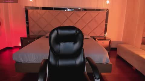 Snapshot of sophiehouston_ chatting on March 7, 2026, 3:36 am Sophie Houston online show from March 7, 2026, 3:36 am