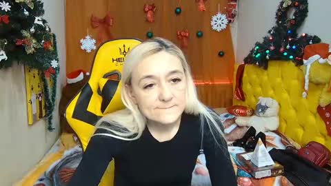 Snapshot of sophiekittyy chatting on December 26, 2024, 10:37 am sophiekittyy online show from December 26, 2024, 10:37 am