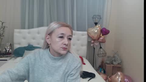 Snapshot of sophiekittyy chatting on March 1, 2025, 7:19 am sophiekittyy online show from March 1, 2025, 7:19 am