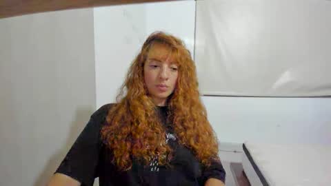 Sophia online show from February 3, 2026, 4:32 am