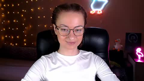 Snapshot of sophieleroux chatting on April 23, 2026, 1:02 pm sophieleroux online show from April 23, 2026, 1:02 pm