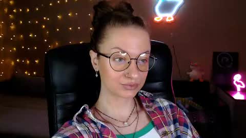 Snapshot of sophieleroux chatting on April 24, 2026, 1:02 pm sophieleroux online show from April 24, 2026, 1:02 pm