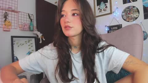 Snapshot of sophieluck chatting on January 22, 2025, 3:41 am Sophie online show from January 22, 2025, 3:41 am