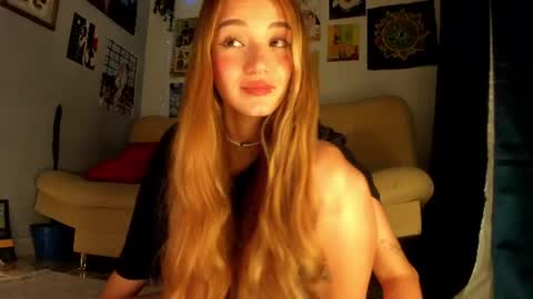 Snapshot of sophieluck chatting on July 10, 2026, 5:34 am Sophie online show from July 10, 2026, 5:34 am