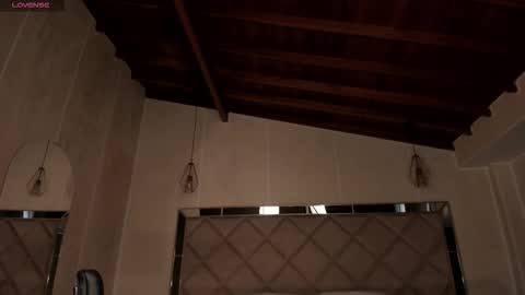 Sophie  Palmer online show from March 12, 2026, 12:22 pm