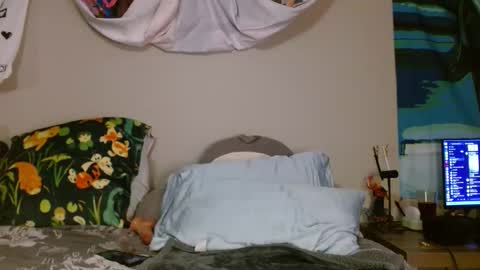 Snapshot of sophiepine chatting on February 27, 2026, 3:17 am SophiePine online show from February 27, 2026, 3:17 am