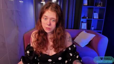 Sophie online show from February 15, 2026, 8:05 pm