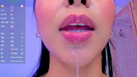 sophierooy online show from December 18, 2024, 11:08 pm