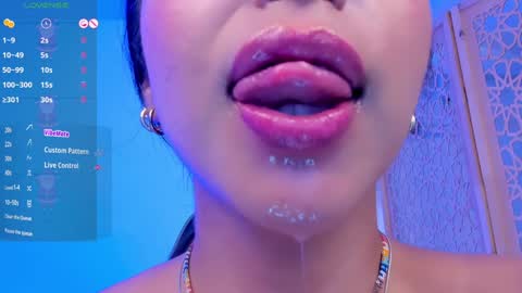 sophierooy online show from January 23, 2025, 6:24 pm