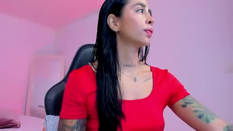 sophierooy online show from April 30, 2026, 12:22 pm