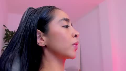 sophierooy online show from July 28, 2026, 12:48 pm