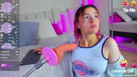 Sophia online show from October 10, 2025, 3:49 am