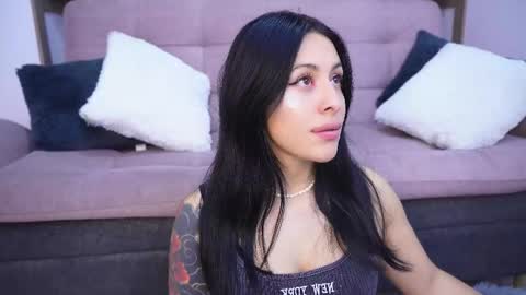 Sophiie online show from February 13, 2026, 4:19 am