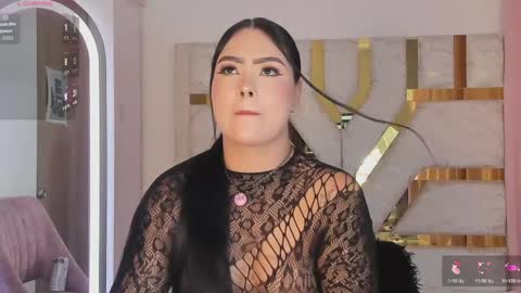 Snapshot of sophy_champagne chatting on June 2, 2026, 1:07 am sophy online show from June 2, 2026, 1:07 am