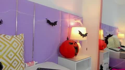 Snapshot of sophyruiz_ chatting on October 17, 2025, 11:57 am Sophy online show from October 17, 2025, 11:57 am