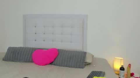 Snapshot of sopphiefox chatting on October 31, 2025, 10:44 pm Sofia online show from October 31, 2025, 10:44 pm