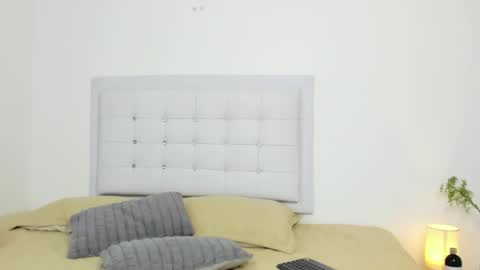 Snapshot of sopphiefox chatting on November 28, 2025, 1:52 am Sofia online show from November 28, 2025, 1:52 am