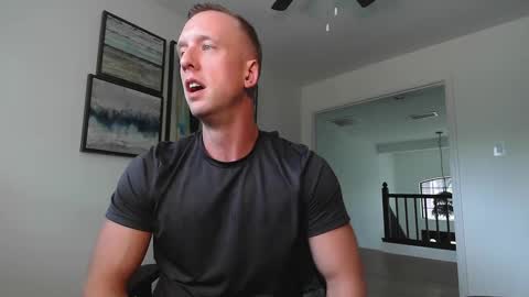 Snapshot of sorenledger chatting on September 17, 2025, 10:11 pm SorenLedger online show from September 17, 2025, 10:11 pm