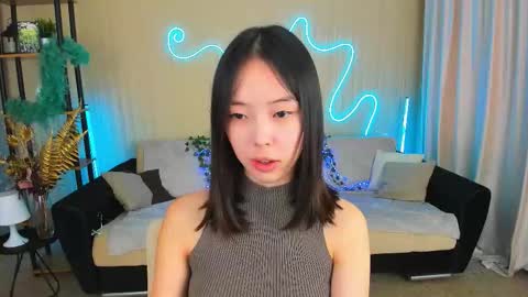 soulharmoonyy online show from October 6, 2025, 1:19 pm