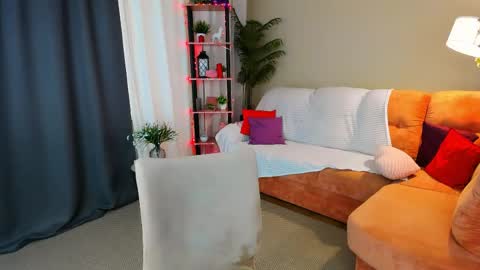 soulharmoonyy online show from April 26, 2026, 4:21 am
