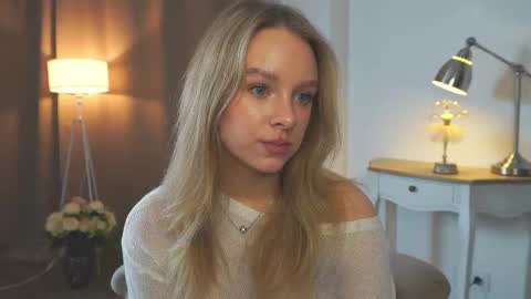 Anna online show from March 17, 2026, 1:25 pm