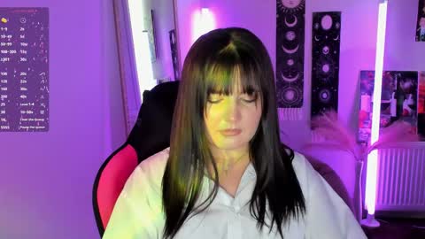 Snapshot of sour_cherry_ chatting on June 4, 2026, 11:49 am Jennie online show from June 4, 2026, 11:49 am