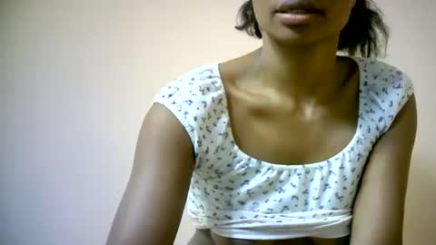 Snapshot of sourayaa chatting on June 3, 2026, 11:13 am sourayaa online show from June 3, 2026, 11:13 am