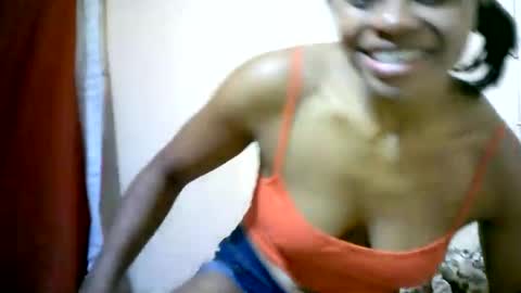 Snapshot of sourayaa chatting on June 5, 2026, 7:03 am sourayaa online show from June 5, 2026, 7:03 am