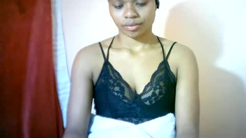 Snapshot of sourayaa chatting on June 12, 2026, 6:56 am sourayaa online show from June 12, 2026, 6:56 am