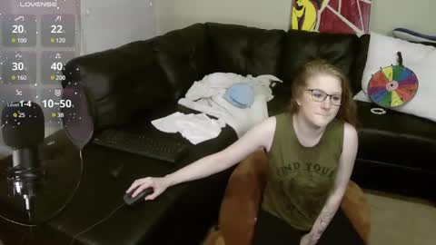 Snapshot of southerbunny chatting on February 11, 2025, 10:15 am Bunnydathug online show from February 11, 2025, 10:15 am