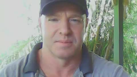 Snapshot of soveryhandsome chatting on April 8, 2026, 10:32 pm soveryhandsome online show from April 8, 2026, 10:32 pm