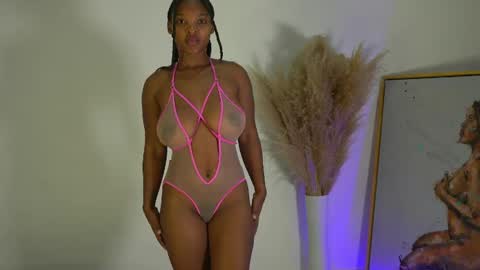 sow_fitt online show from May 10, 2026, 12:32 pm