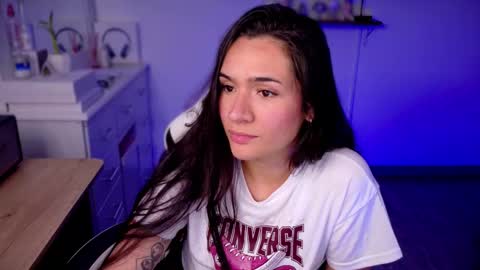 Luisa    online show from October 7, 2025, 12:41 am