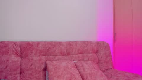 Instagram Soyamandaa  1 online show from December 12, 2024, 10:20 pm