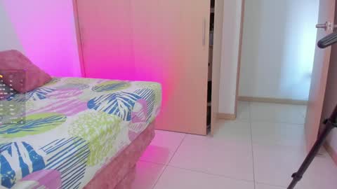 Instagram Soyamandaa  1 online show from January 12, 2025, 8:47 pm